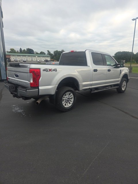 Used 2018 Ford F250 XLT AWD/4WD image 5