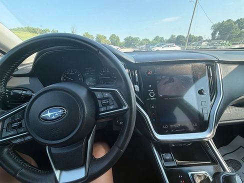 Used 2020 Subaru Outback Premium AWD/4WD image 12