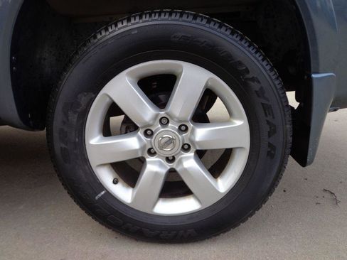 Used 2011 Nissan Titan SL w/ SL Max Utility Pkg image 11