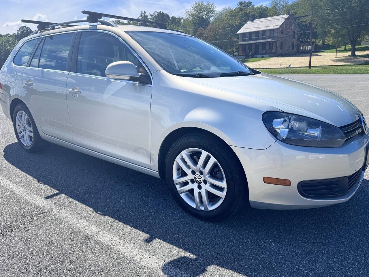 Used 2012 Volkswagen Jetta TDI FWD image 1