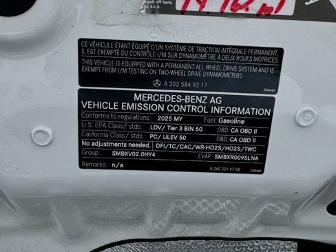 Used 2025 Mercedes-Benz CLA 35 AMG 4MATIC image 21