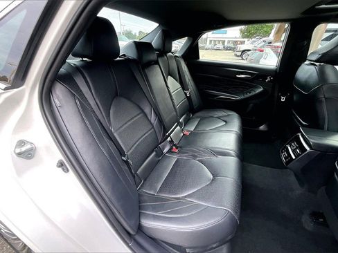 Certified 2022 Toyota Avalon Limited image 25