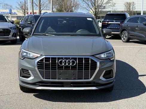 Used 2020 Audi Q3 2.0T Premium w/ Convenience Package image 2