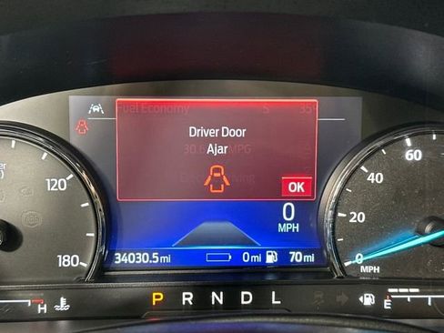 Used 2021 Ford Escape SE w/ Cold Weather Package image 18