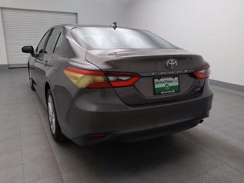 Used 2021 Toyota Camry LE FWD image 6