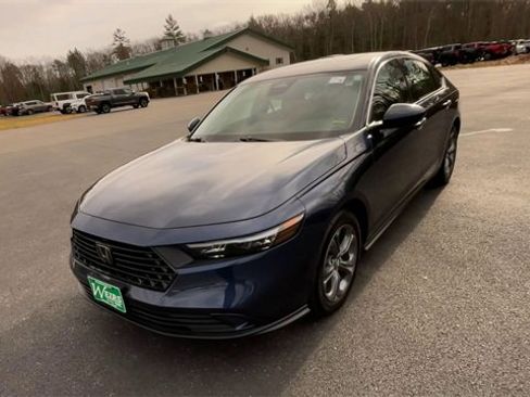 Used 2024 Honda Accord EX image 4
