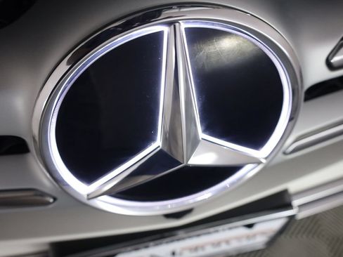 Used 2020 Mercedes-Benz GLC 300 4MATIC image 68
