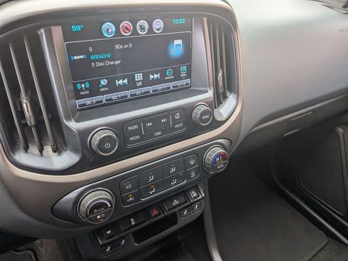 Used 2017 Chevrolet Colorado Z71 image 18