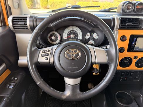 Used 2007 Toyota FJ Cruiser 4WD image 21