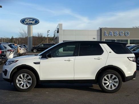 Used 2018 Land Rover Discovery Sport SE image 40