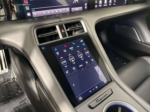Certified 2022 Porsche Taycan Turbo S AWD/4WD image 30