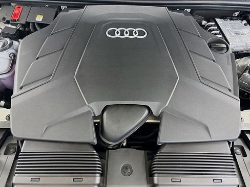 New 2025 Audi Q7 3.0T Premium Plus AWD/4WD image 18