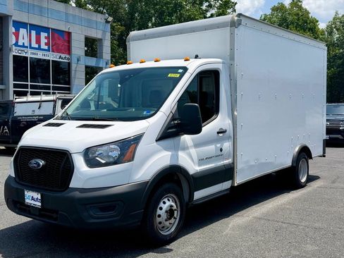 Used 2022 Ford Transit 350 DRW RWD image 2