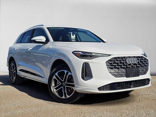 New 2026 Audi Q5 Premium Plus AWD/4WD image 1
