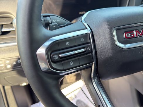 Used 2025 GMC Terrain Elevation image 8