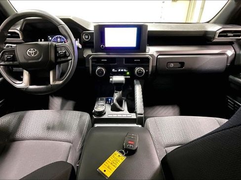 Used 2026 Toyota 4Runner SR5 AWD/4WD image 15