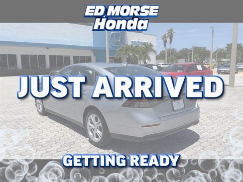 Certified 2023 Honda Accord LX image 4