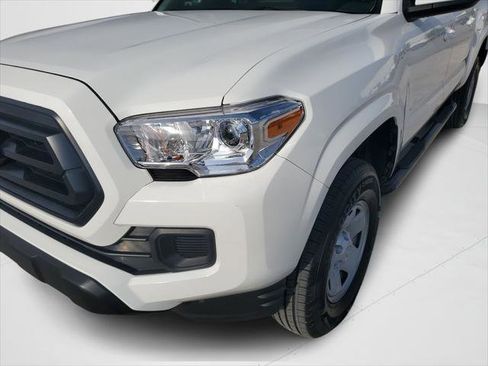 Certified 2023 Toyota Tacoma SR AWD/4WD image 24