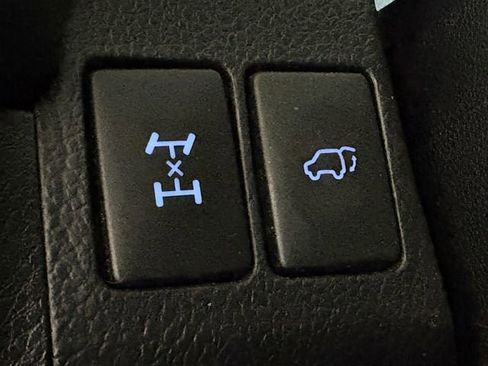 Used 2013 Toyota RAV4 Limited AWD/4WD image 10