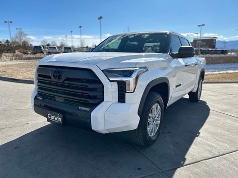 New 2026 Toyota Tundra SR5 AWD/4WD image 3