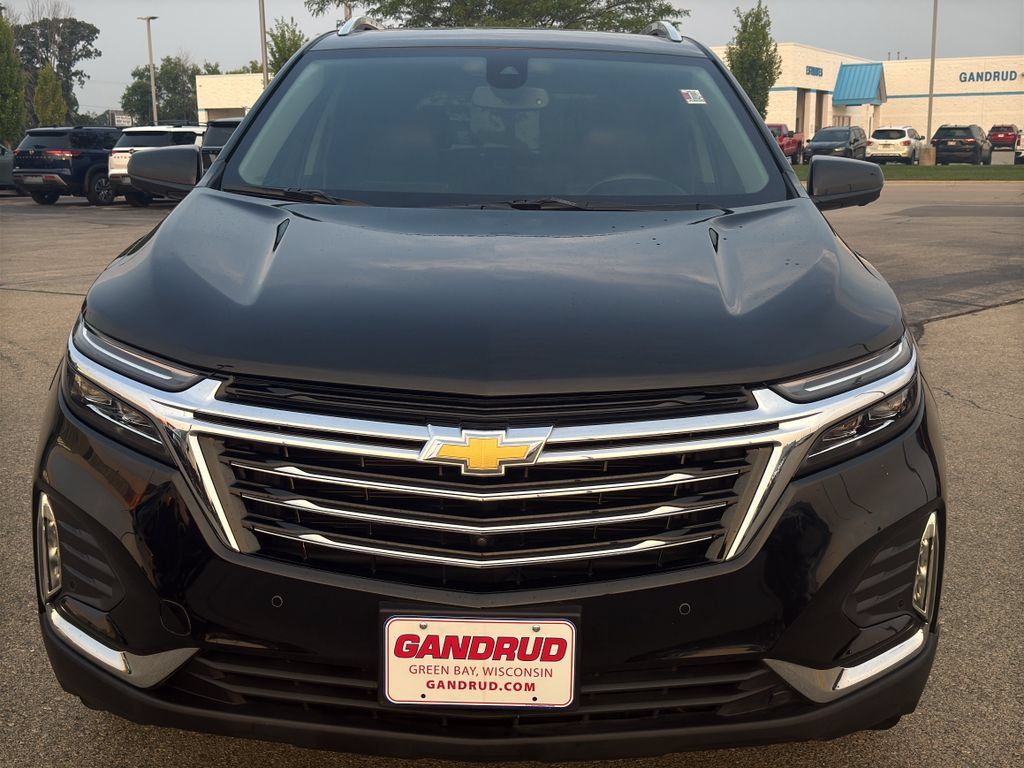 Certified 2024 Chevrolet Equinox Premier AWD/4WD image 3
