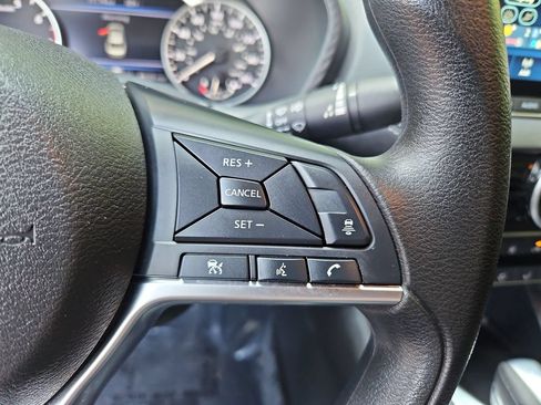 Used 2024 Nissan Sentra SV w/ Lighting Package FWD image 12