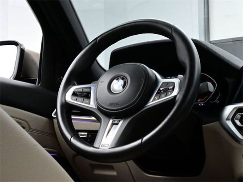 Used 2020 BMW M340i w/ Premium Package image 18