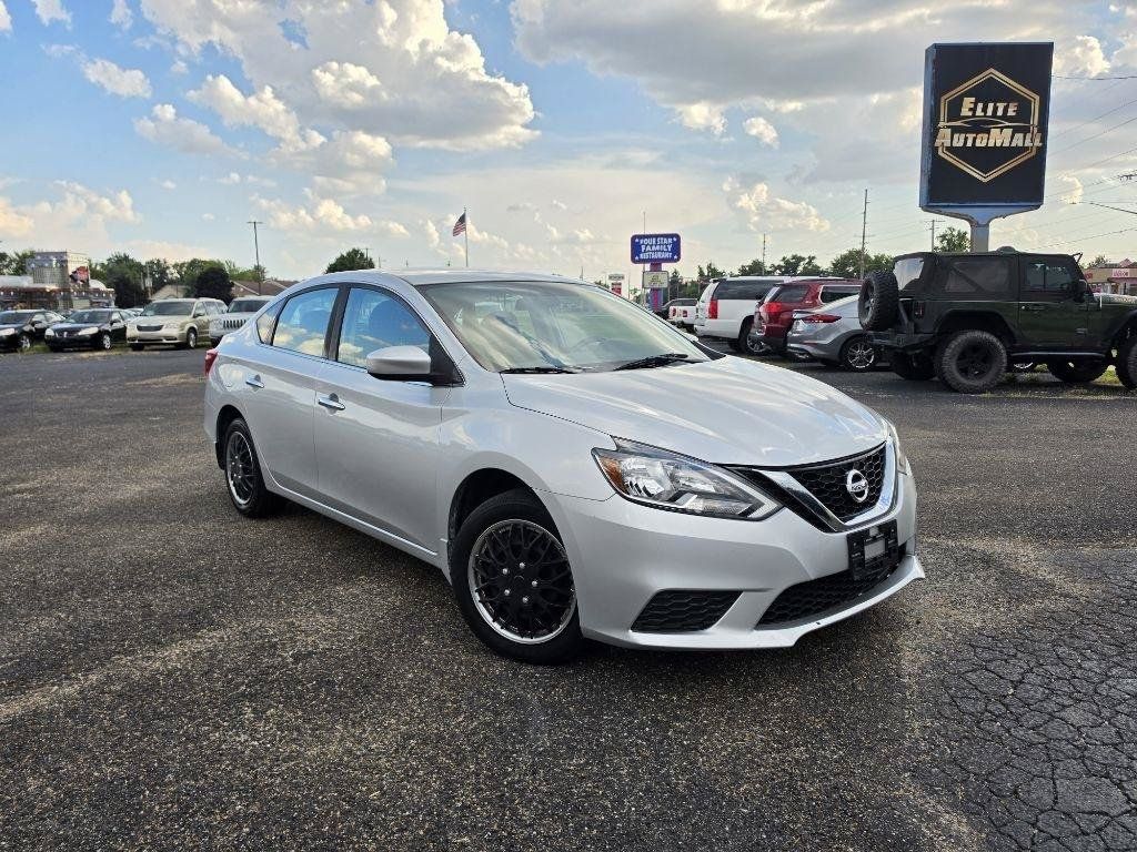 Used 2019 Nissan Sentra S FWD image 1