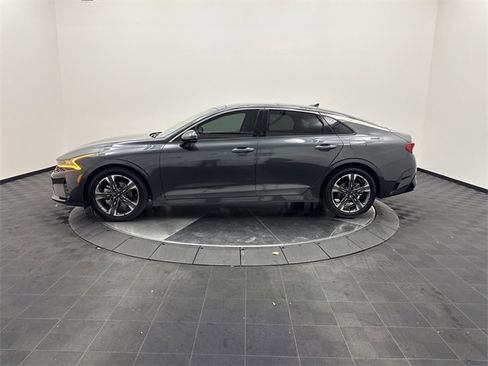 Used 2021 Kia K5 EX w/ EX Premium Package image 4