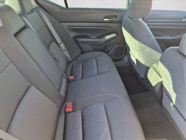 Used 2020 Nissan Altima 2.5 S FWD image 24