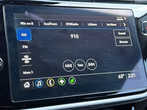 Used 2023 Chevrolet Bolt EUV Premier w/ Redline Edition image 18