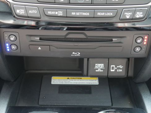 Used 2021 Honda Pilot Black Edition image 28