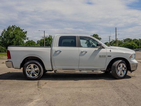 Used 2018 RAM 1500 Big Horn AWD/4WD image 3