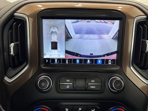 Used 2020 Chevrolet Silverado 3500 High Country w/ Z71 Off-Road Package image 37