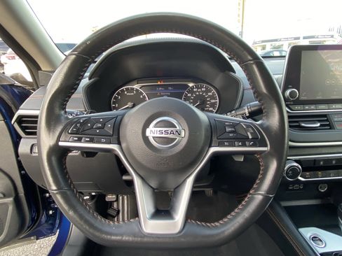 Used 2022 Nissan Altima 2.5 SR image 26