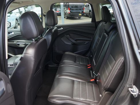 Used 2016 Ford Escape Titanium AWD/4WD image 16