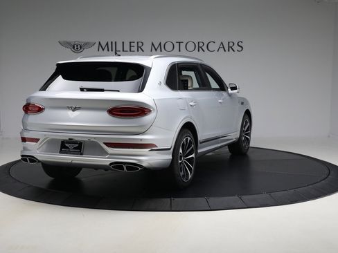 New 2025 Bentley Bentayga Extended Wheelbase image 5