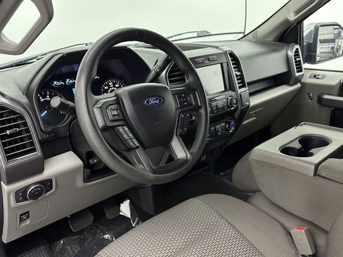 Used 2020 Ford F150 XLT image 8