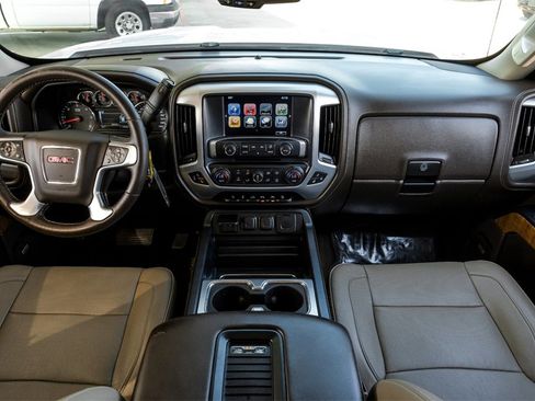 Used 2017 GMC Sierra 1500 SLT image 10