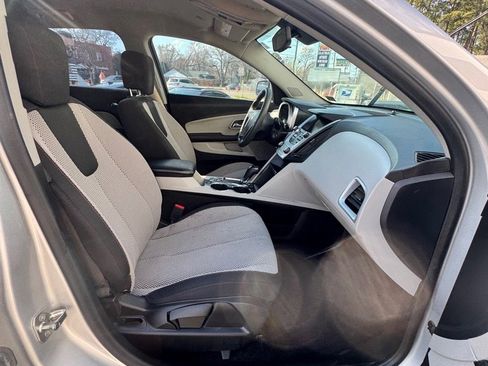 Used 2016 Chevrolet Equinox LS image 11