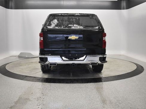 Used 2022 Chevrolet Silverado 1500 LT image 8