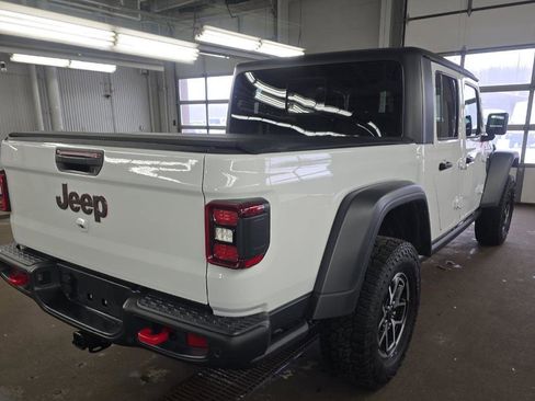 Used 2024 Jeep Gladiator Rubicon w/ Technology Group image 4