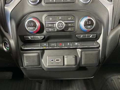 Used 2020 GMC Sierra 1500 Elevation w/ Elevation Value Package AWD/4WD image 22