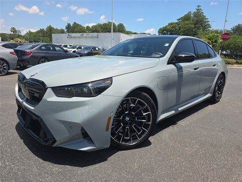 Used 2025 BMW M5 w/ Executive Package AWD/4WD image 26