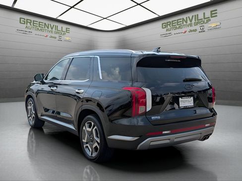 Used 2024 Hyundai Palisade SEL w/ Premium Package FWD image 5
