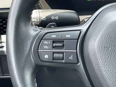 Used 2025 Honda CR-V Sport-L image 14