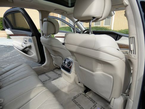 Used 2014 Mercedes-Benz S 550 Sedan image 44