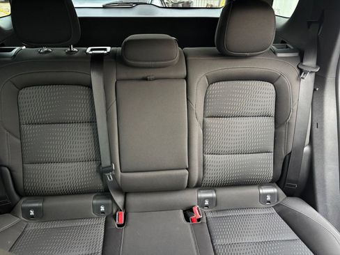 Used 2025 Chevrolet Equinox LT image 32