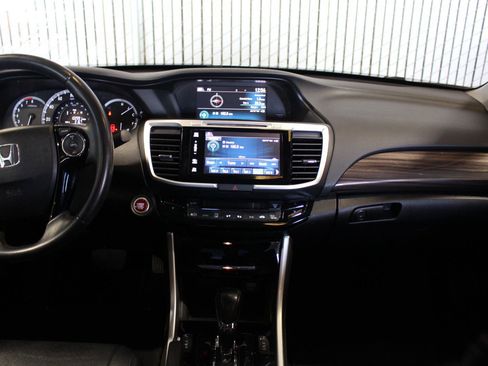 Used 2016 Honda Accord EX-L image 14