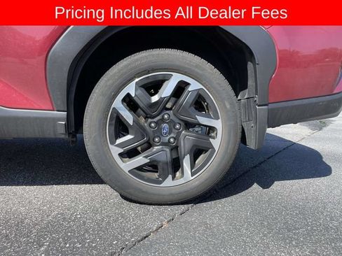 Used 2025 Subaru Forester Limited AWD/4WD image 9